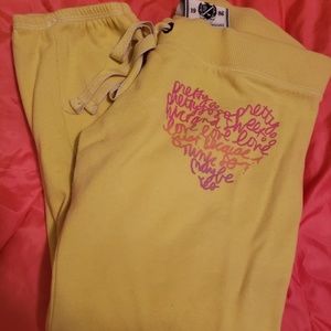 Victoria's Secret Pink Capri Sweatpants